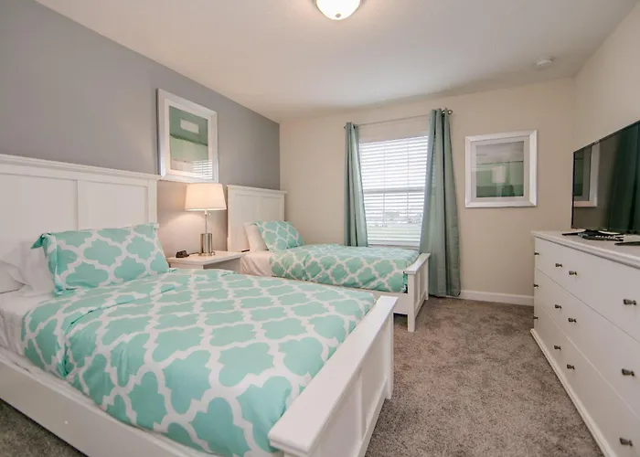 4907Ja Townhouse 4 Beds & 3 Baths With Private Pool